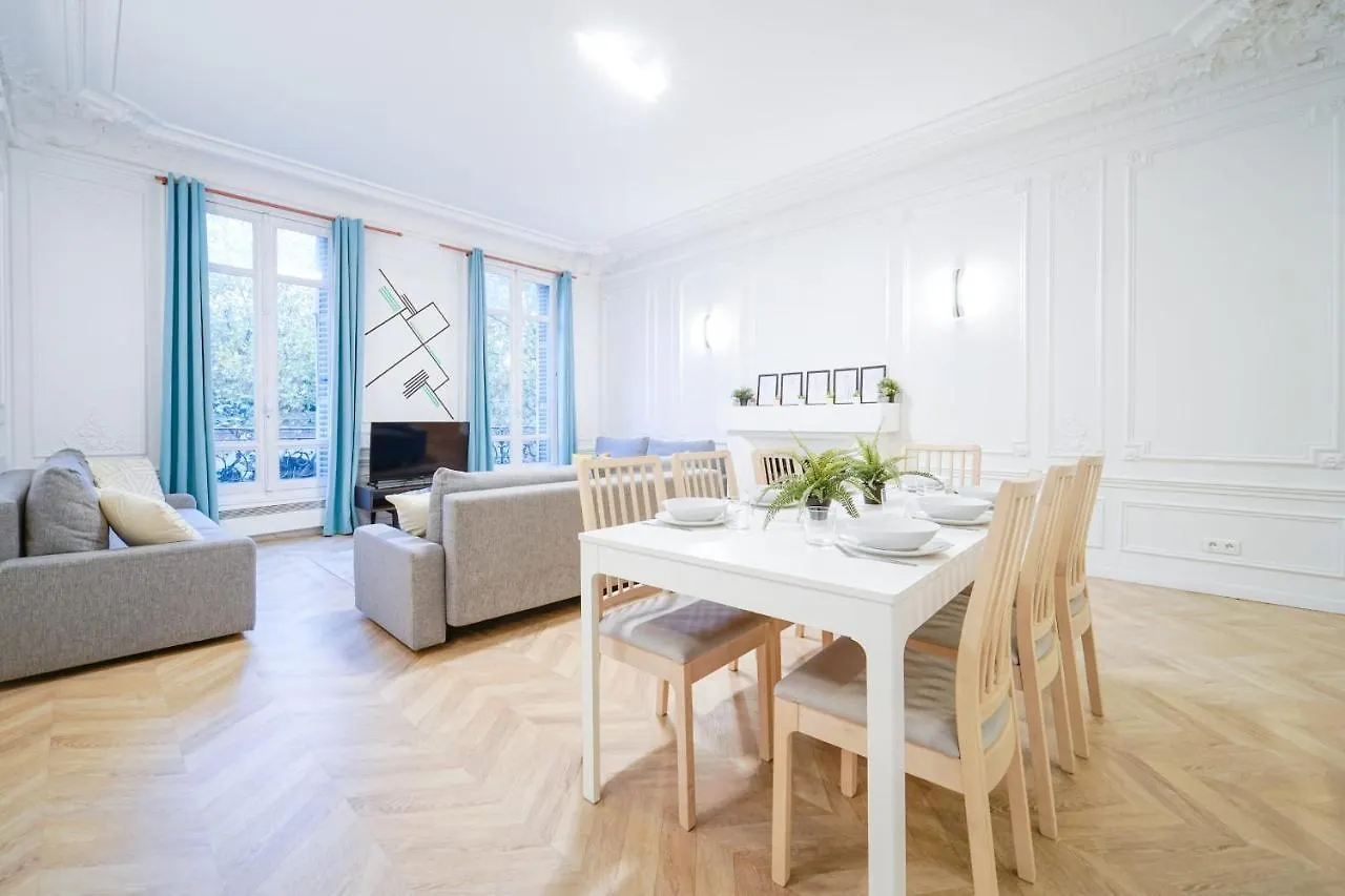 Typical Next To Bastille - Gare De Lyon Apartment